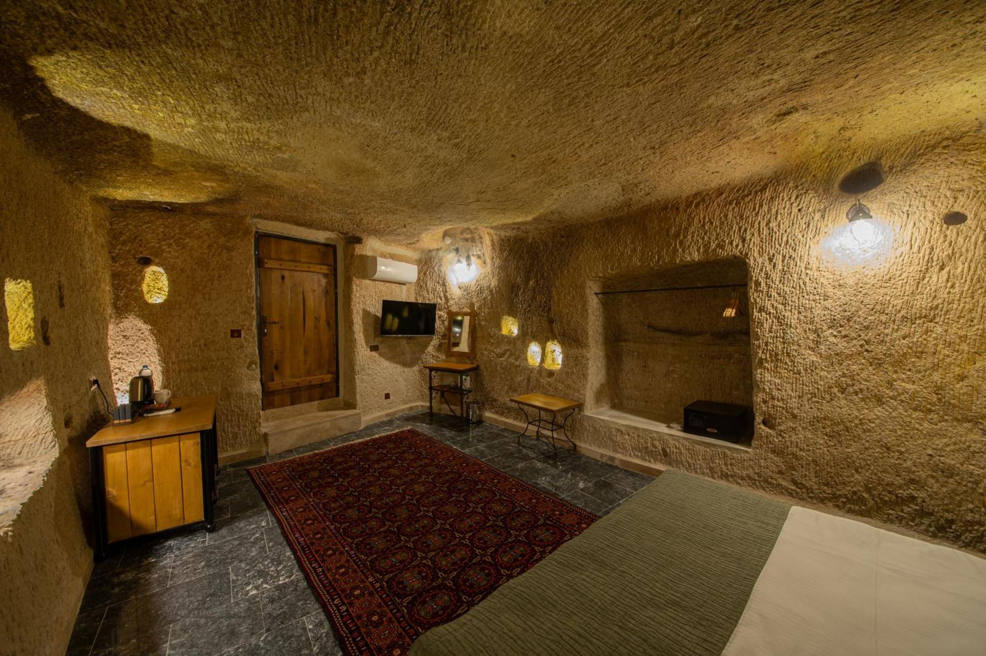 Ares Cave Suites Goreme Exterior photo