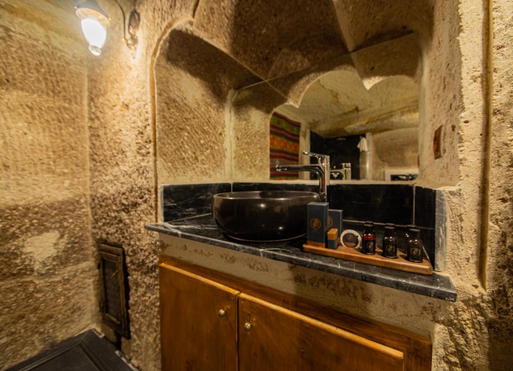 Ares Cave Suites Goreme Exterior photo