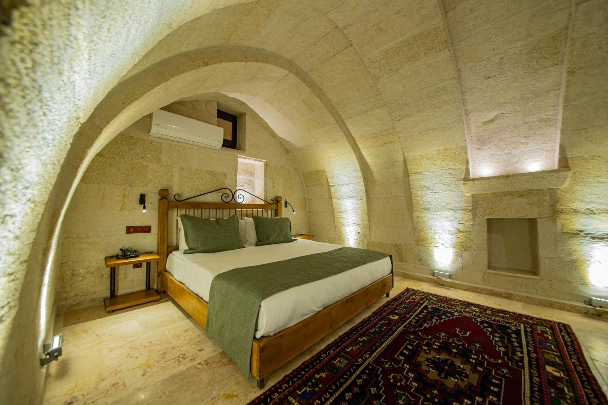Ares Cave Suites Goreme Exterior photo