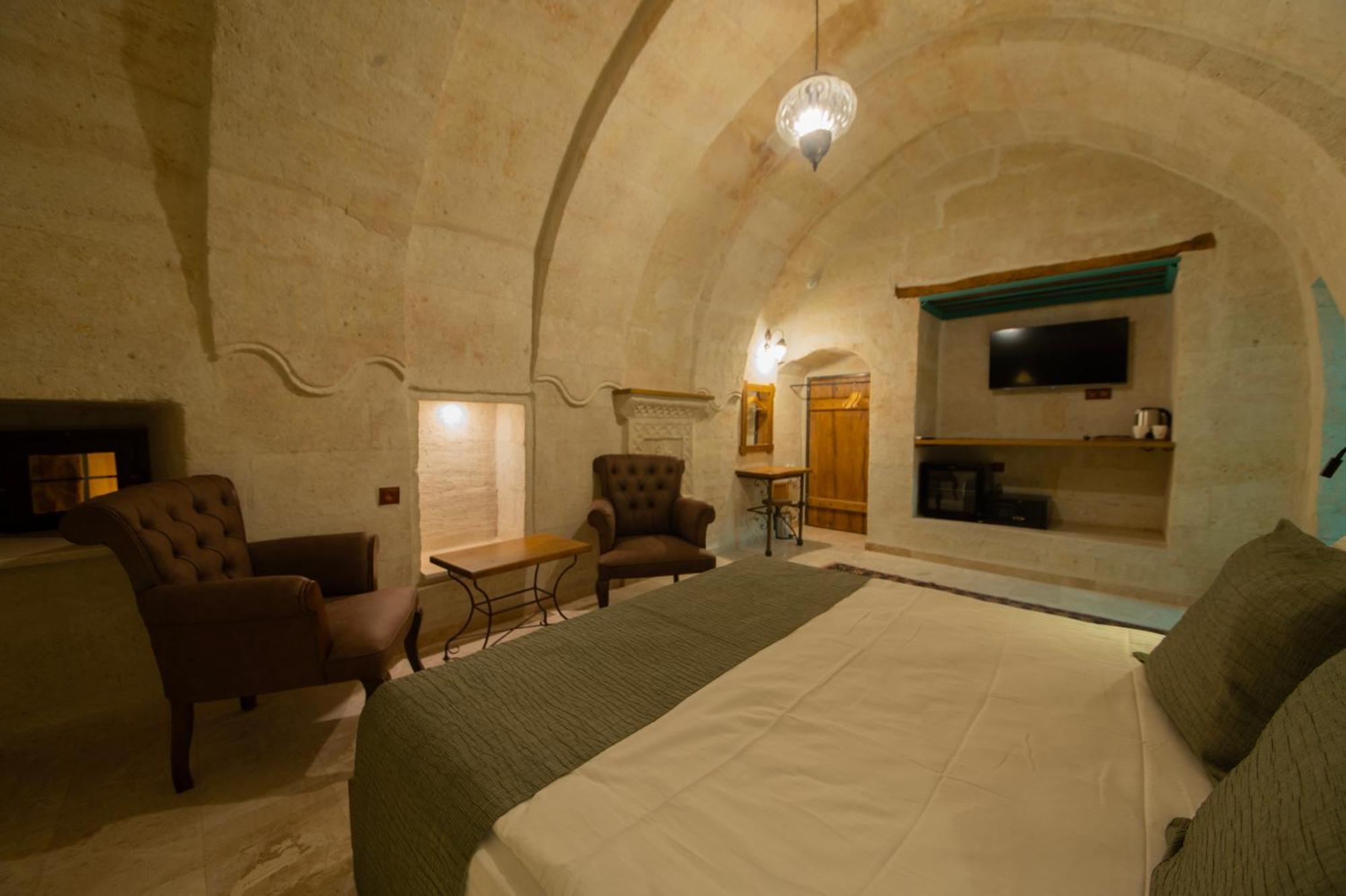 Ares Cave Suites Goreme Exterior photo