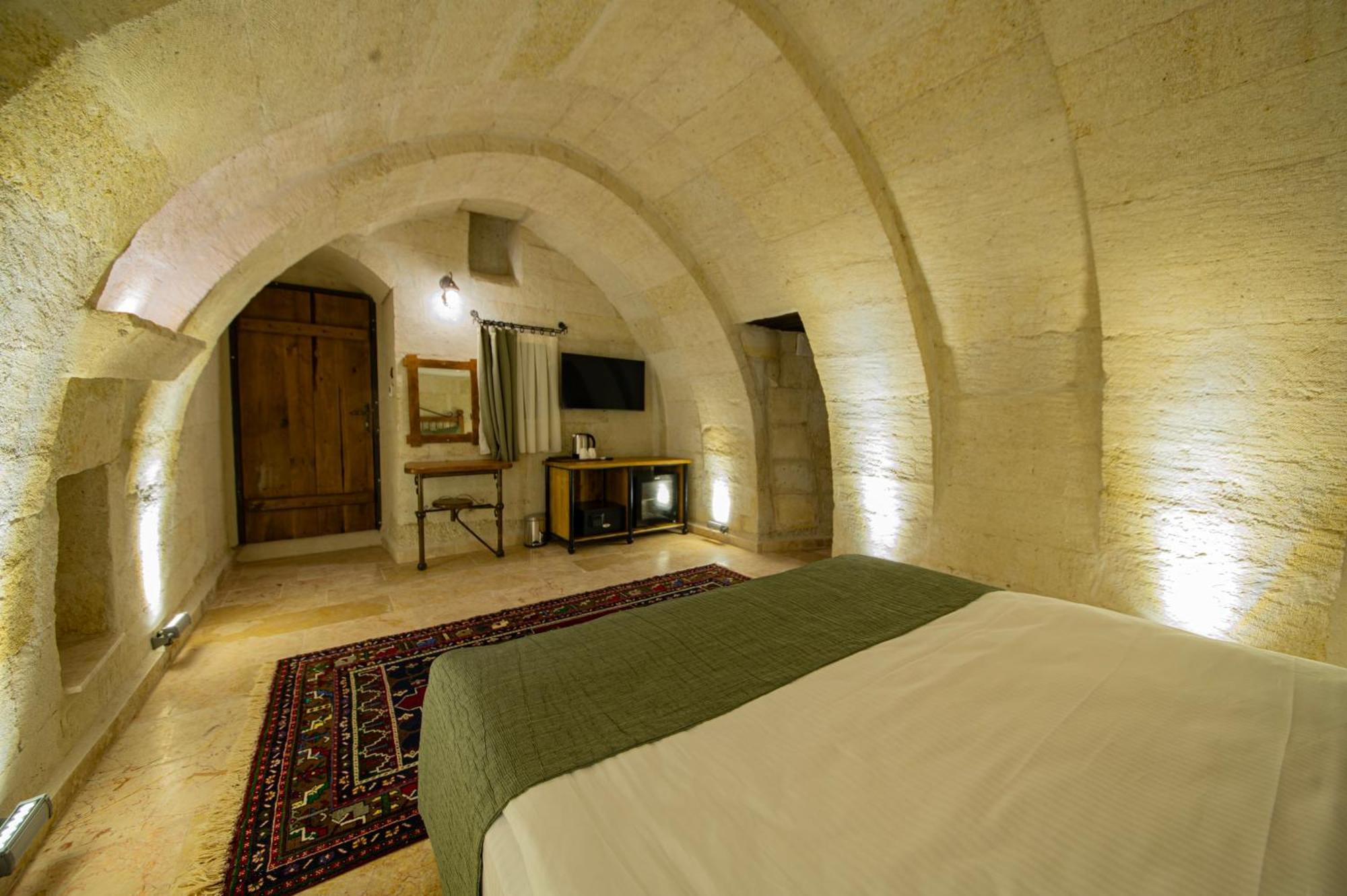 Ares Cave Suites Goreme Exterior photo