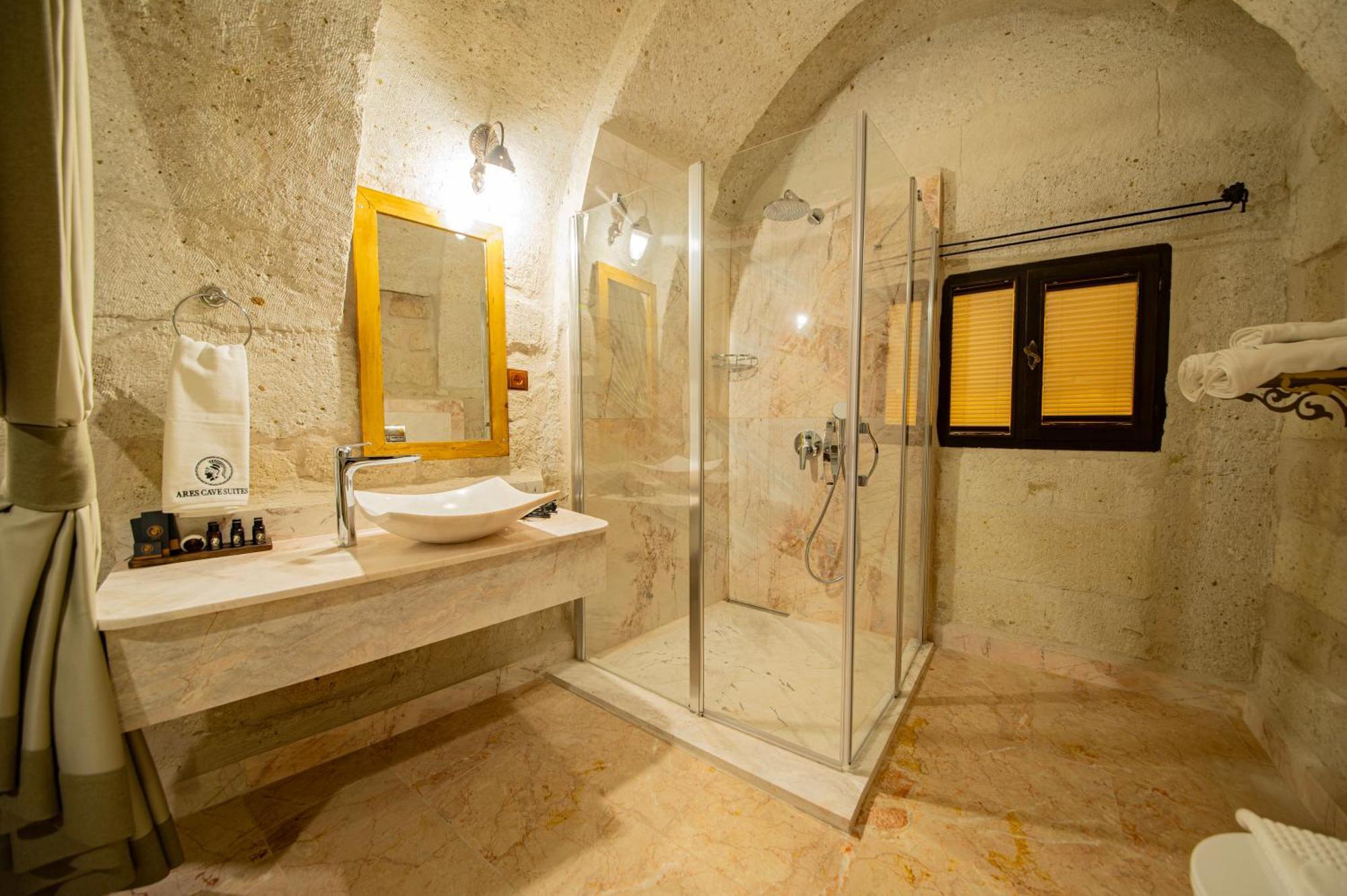 Ares Cave Suites Goreme Exterior photo