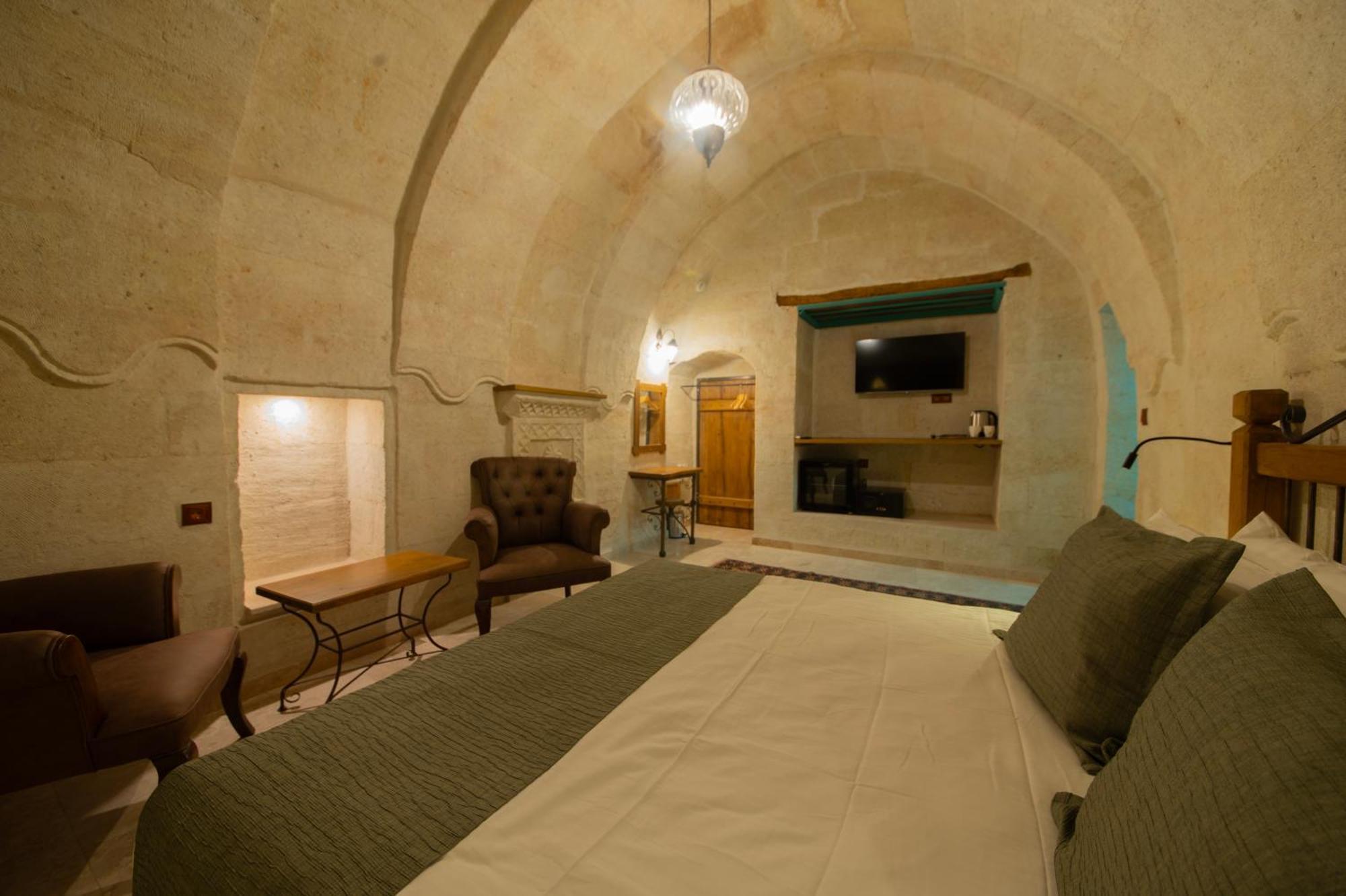 Ares Cave Suites Goreme Exterior photo